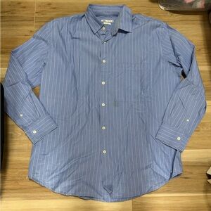 Zara men’s button down pin striped shirt